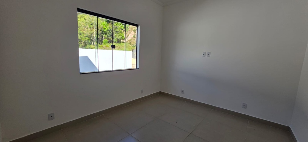 residential-/-home-2-quartos-corte-de-pedra-lambari-mg