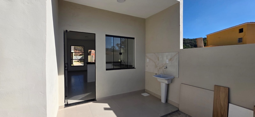 residential-/-home-2-quartos-corte-de-pedra-lambari-mg