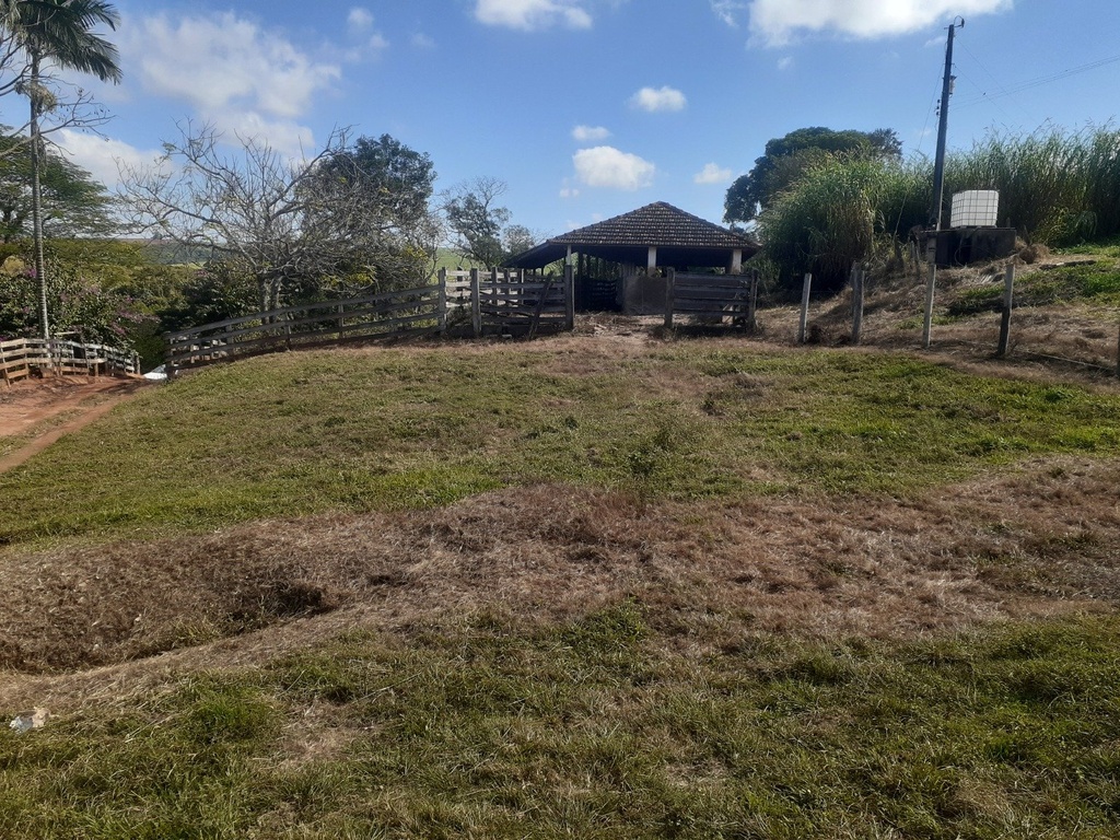 commercial-/-agricultural-2-quartos-rural-campanha-mg
