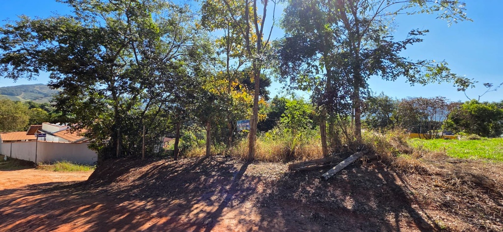 commercial-/-land-lot-volta-do-lago-lambari-mg