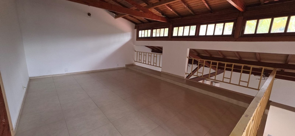 residential-/-home-3-quartos-jardim-do-lago-lambari-mg