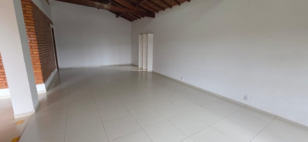 residential-/-home-3-quartos-jardim-do-lago-lambari-mg
