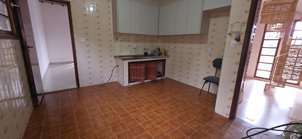 residential-/-home-3-quartos-jardim-do-lago-lambari-mg