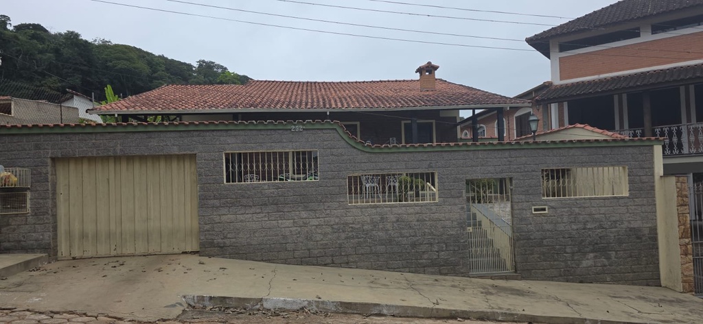 residential-/-home-3-quartos-110m2-jardim-do-lago-lambari-mg