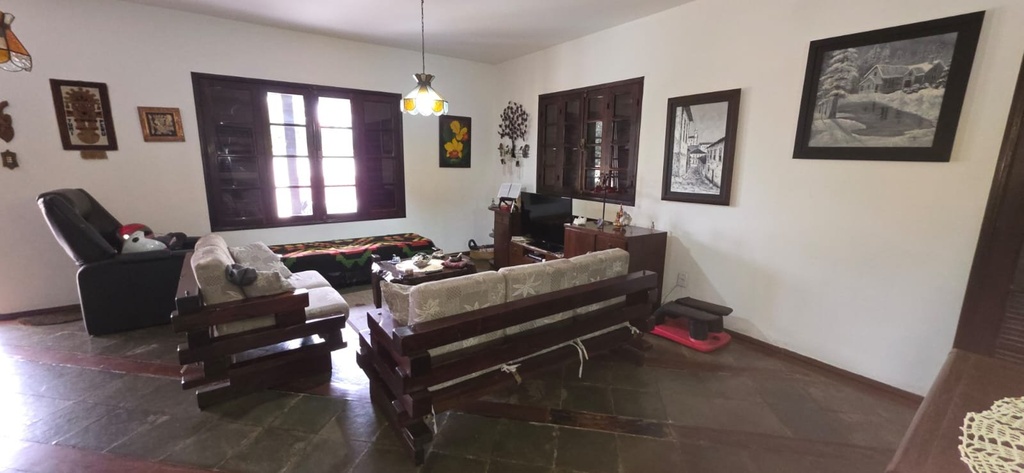 residential-/-home-3-quartos-110m2-jardim-do-lago-lambari-mg