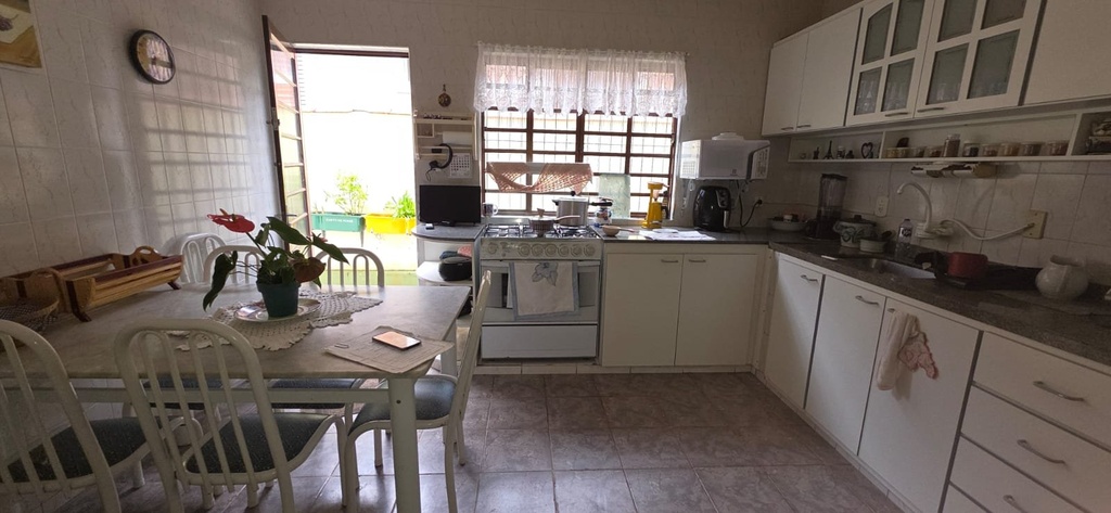 residential-/-home-3-quartos-110m2-jardim-do-lago-lambari-mg