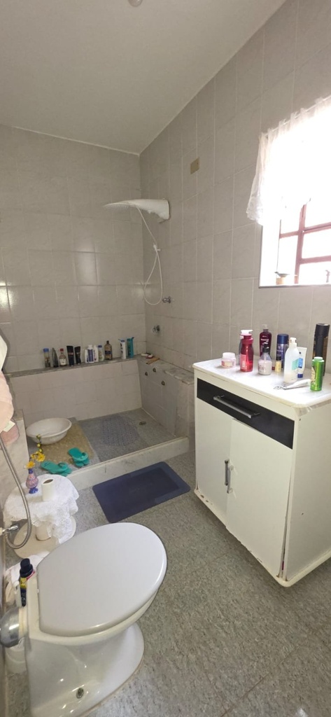 residential-/-home-3-quartos-110m2-jardim-do-lago-lambari-mg