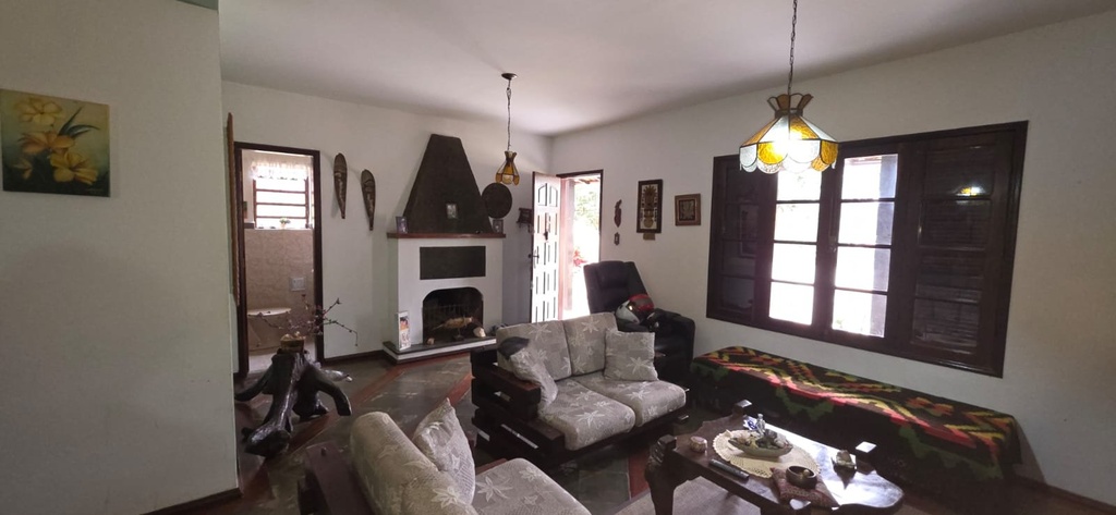 residential-/-home-3-quartos-110m2-jardim-do-lago-lambari-mg