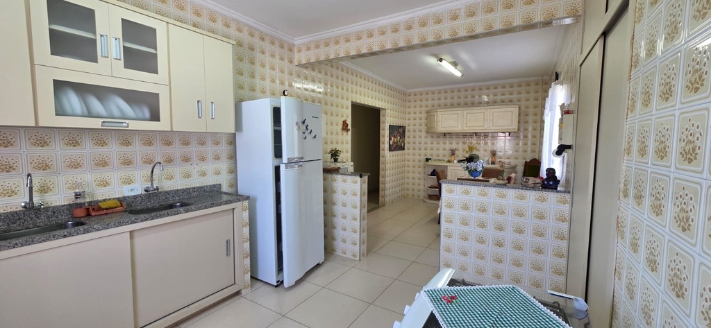 residential-/-home-3-quartos-volta-do-lago-lambari-mg