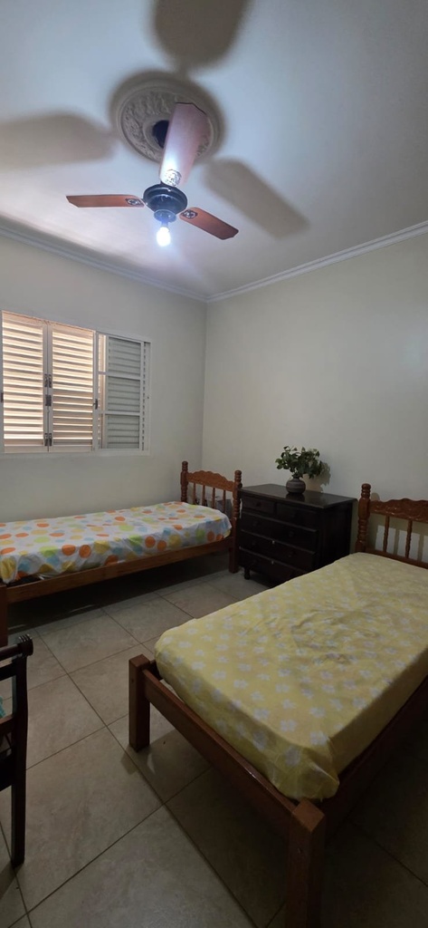 residential-/-home-3-quartos-volta-do-lago-lambari-mg
