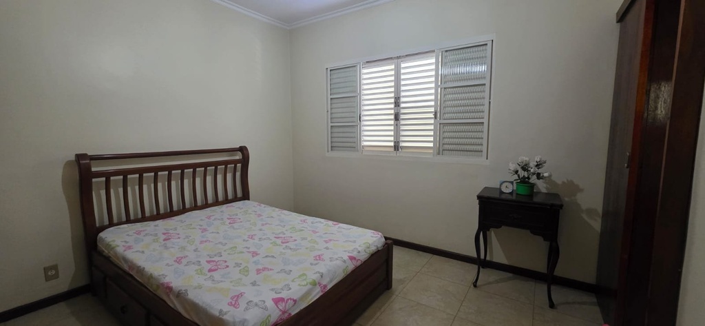 residential-/-home-3-quartos-volta-do-lago-lambari-mg