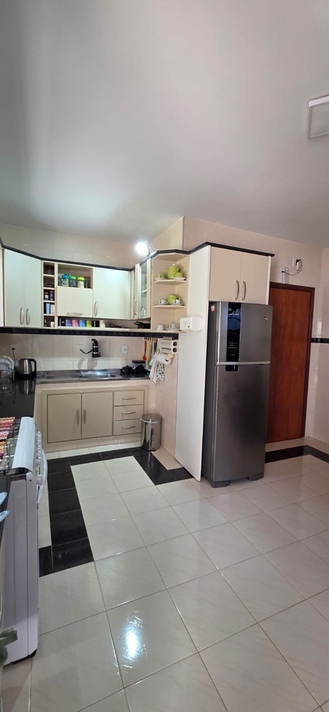 residential-/-home-3-quartos-alvorada-lambari-mg