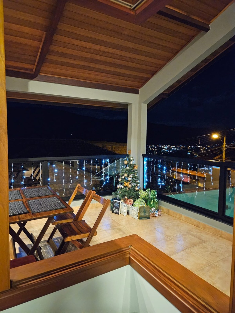 residential-/-home-3-quartos-alvorada-lambari-mg