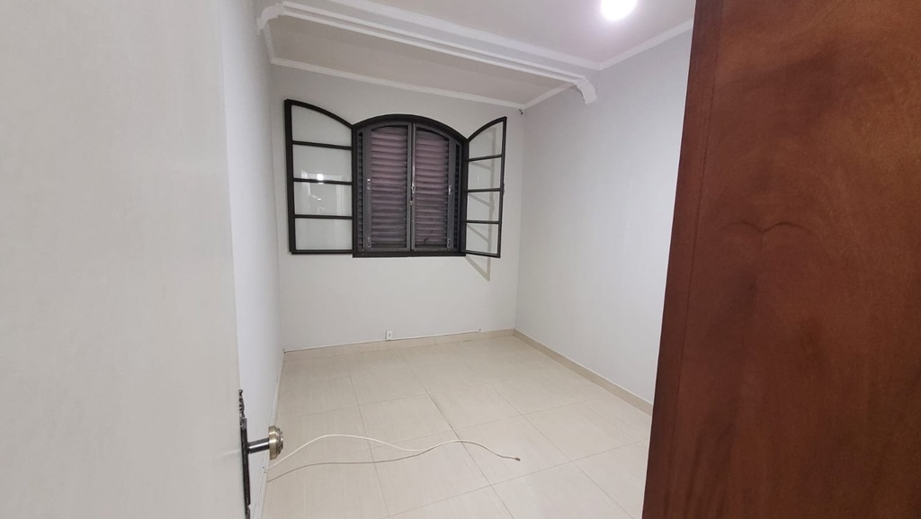 residential-/-home-3-quartos-pinheiros-varginha-mg