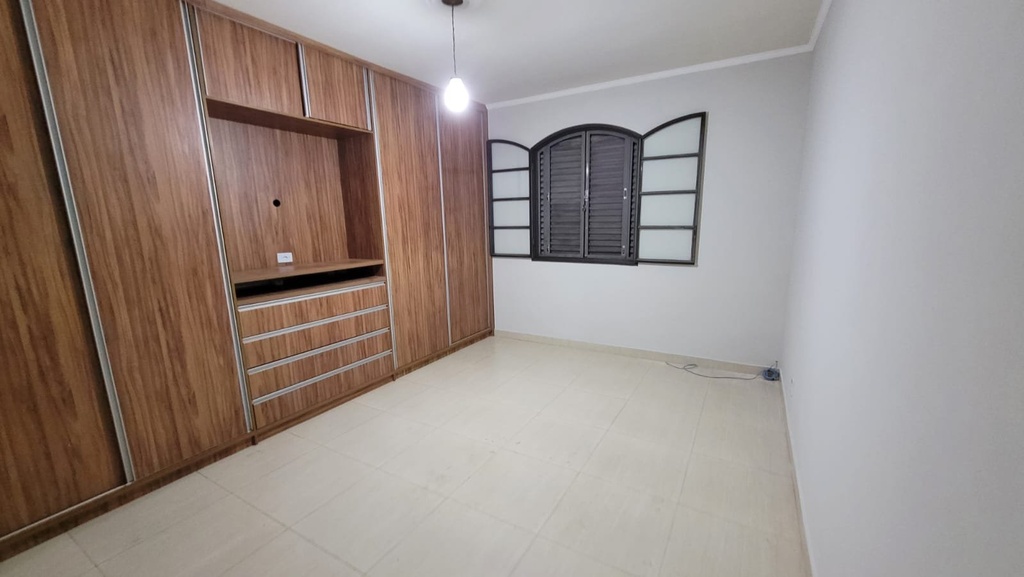 residential-/-home-3-quartos-pinheiros-varginha-mg