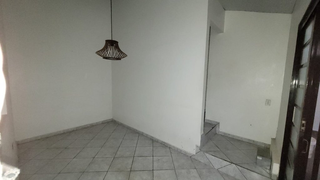 residential-/-home-3-quartos-pinheiros-varginha-mg