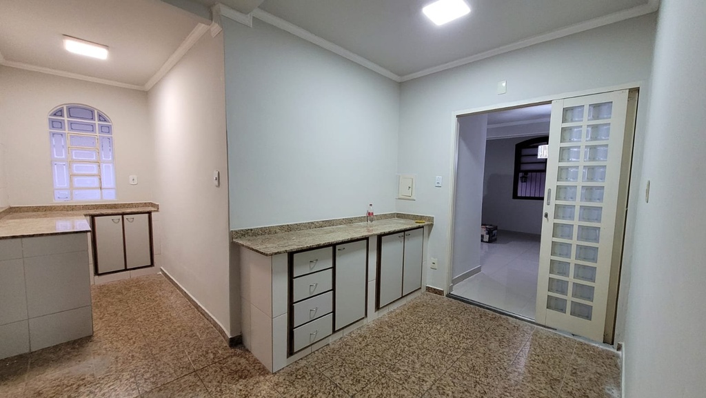 residential-/-home-3-quartos-pinheiros-varginha-mg